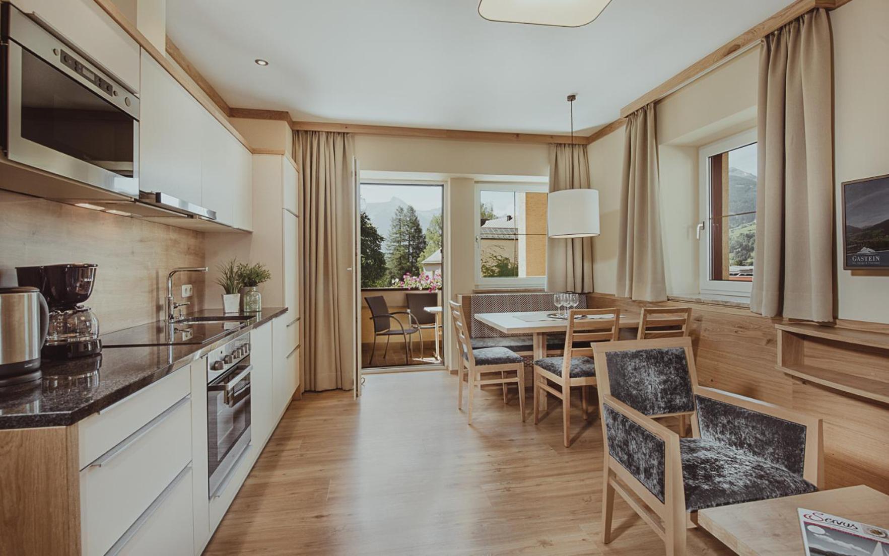 Appartement Hotel Panorama-Im Bademantel Direkt In Die Alpentherme Бад-Гофгаштайн Екстер'єр фото